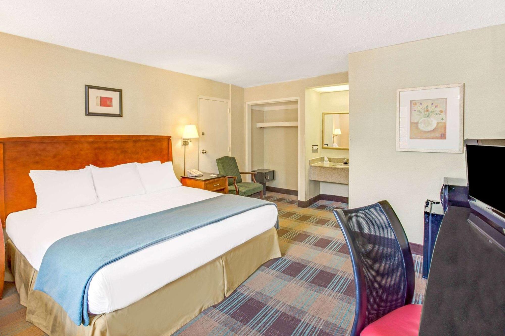 Travelodge By Wyndham בסילבר ספרינג מראה חיצוני תמונה